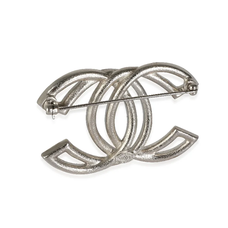 CHANEL 2016 CC Palladium Plated Brooch With Strass