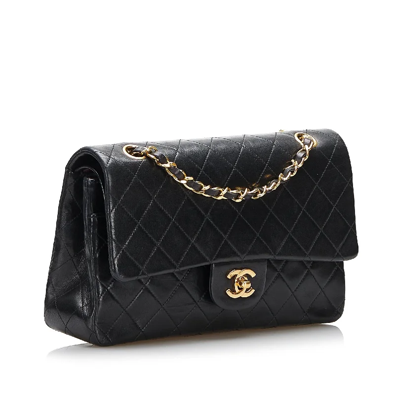 Chanel Classic Medium Lambskin Double Flap Bag (szWy8L)