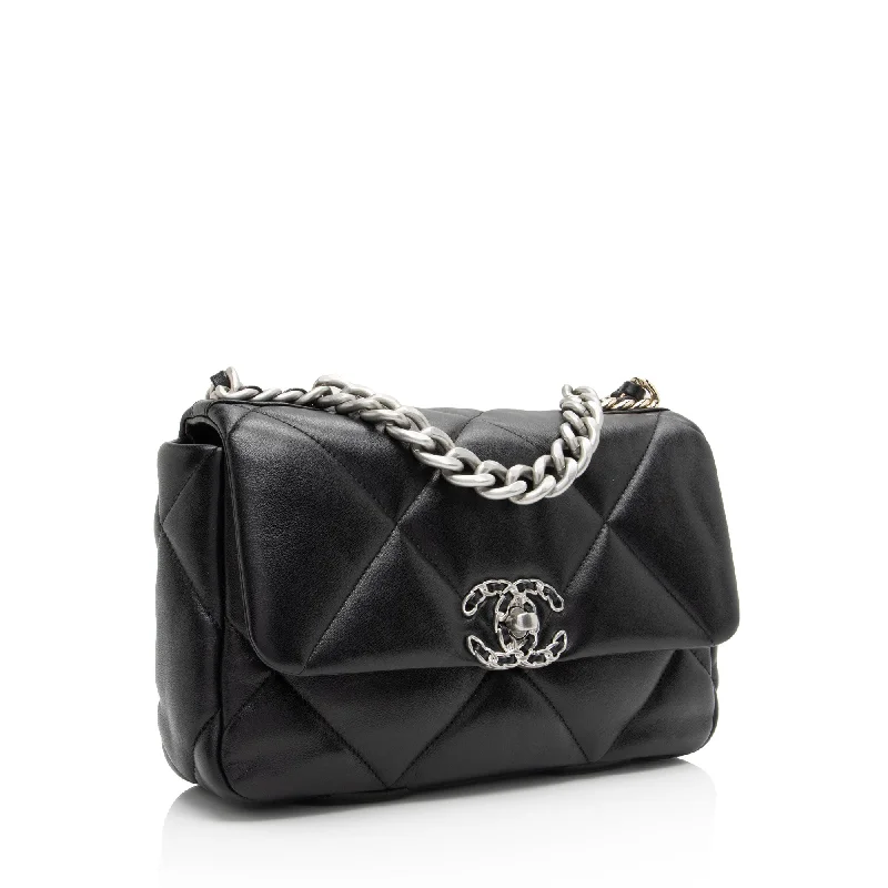 Chanel Lambskin 19 Medium Flap Shoulder Bag (boGp4i)