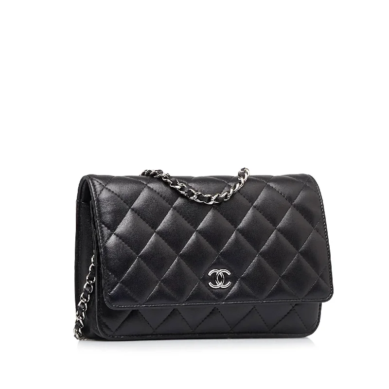 Chanel Classic Wallet on Chain (t2aF4Z)