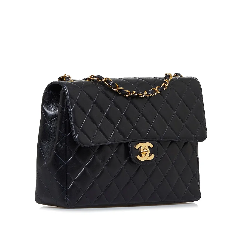 Chanel Jumbo Classic Lambskin Maxi Single Flap (p1ej2i)