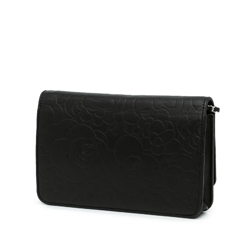 Chanel Lambskin Camellia Embossed Wallet On Chain (zvZjrf)