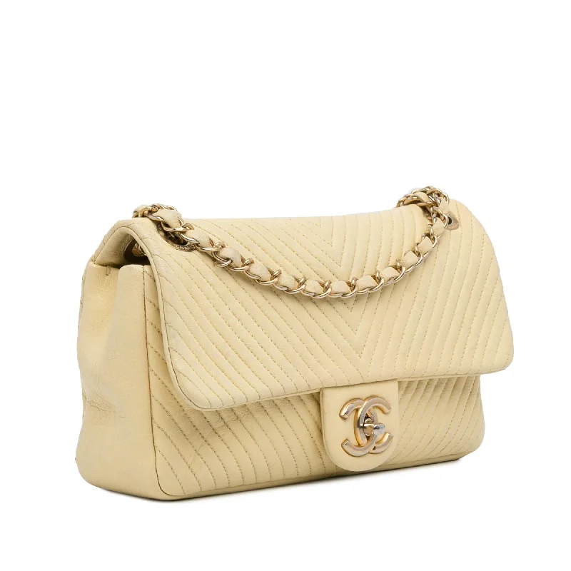 Chanel Jumbo Chevron Single Flap Bag (JJ2JXA)