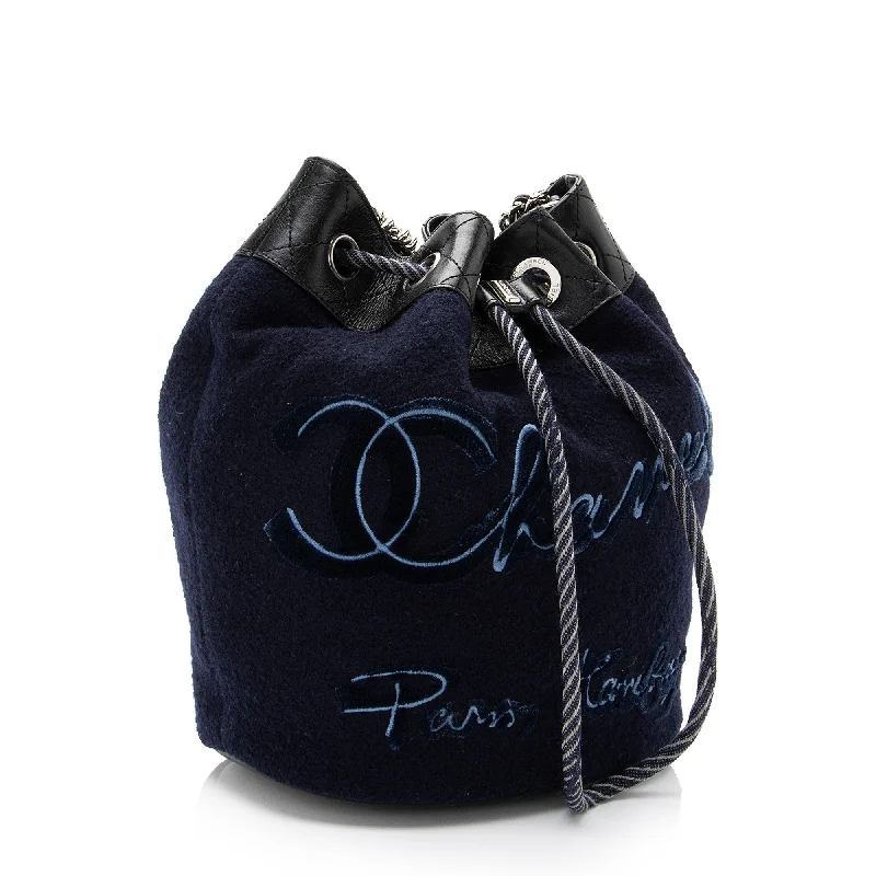 Chanel Embroidered Wool Paris-Hamburg Drawstring Bucket Bag (NGxLpf)