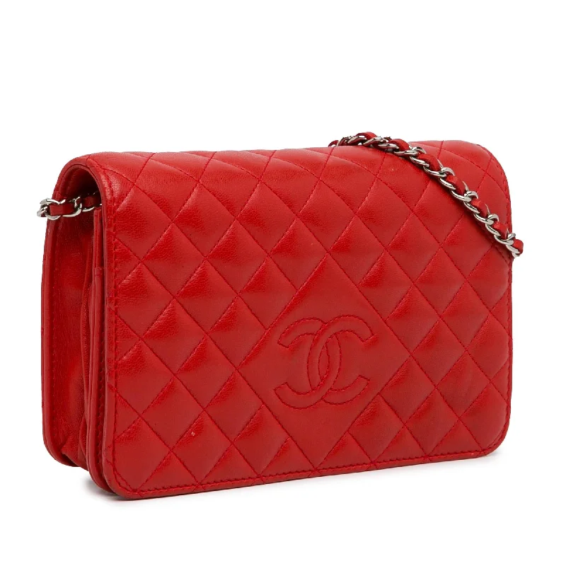 Chanel Lambskin Diamond CC Wallet on Chain (K03AWt)