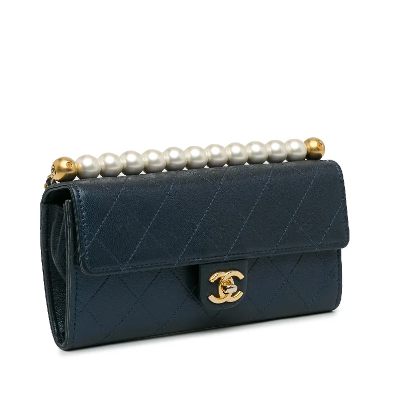 Chanel Goatskin Chic Pearls Clutch With Chain (gHnbwe)