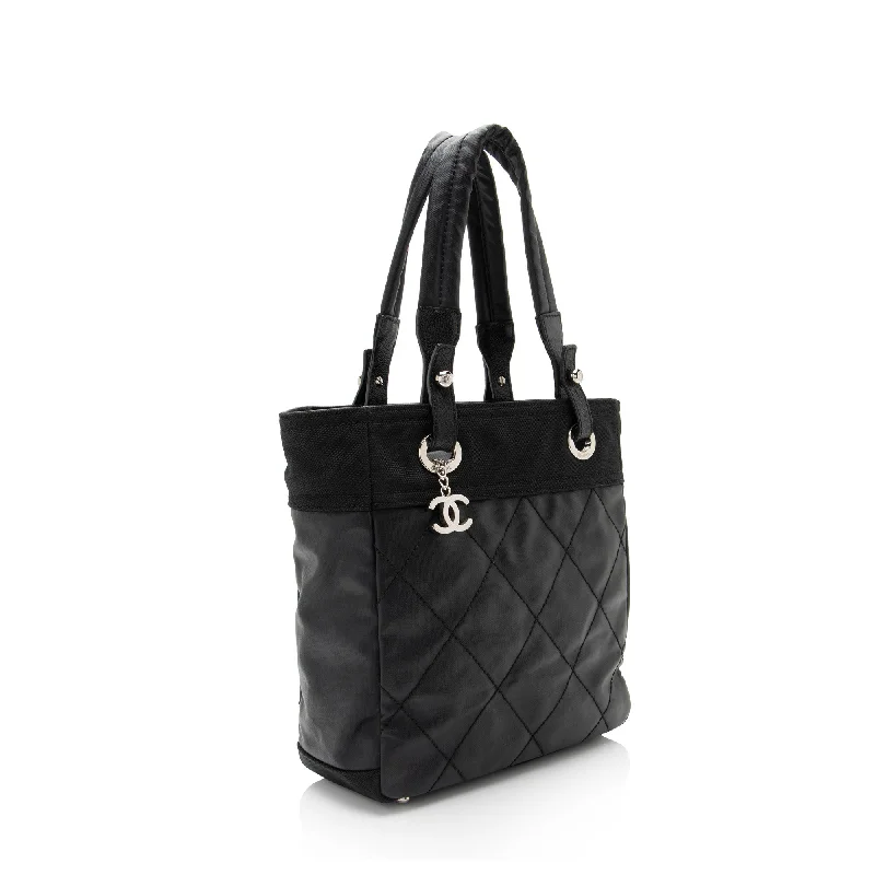 Chanel Coated Canvas Paris Biarritz Small Tote (Vx8Wo2)