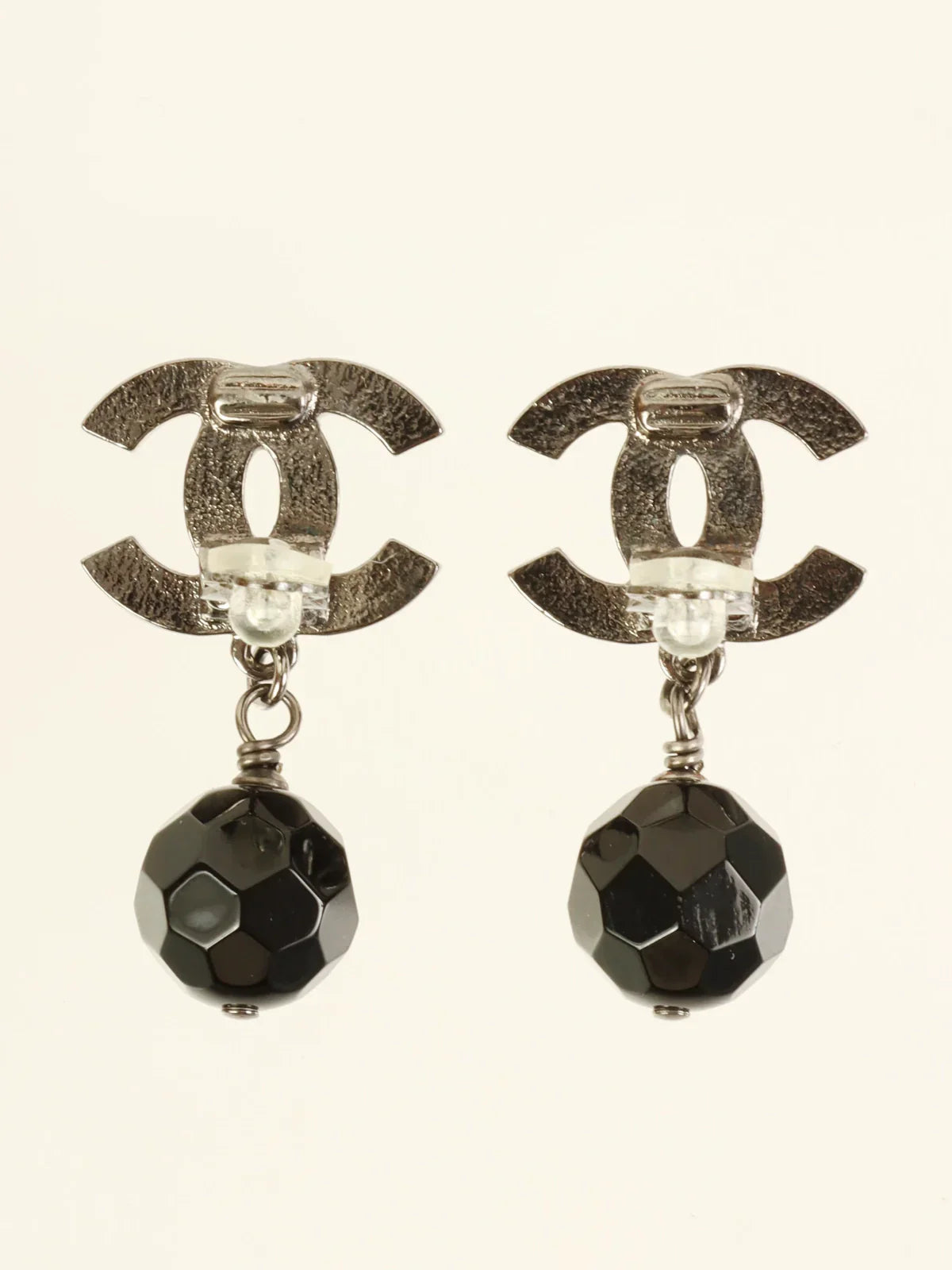 CHANEL 2012 Made Cc Mark Stone Swing Earrings Silver/Black