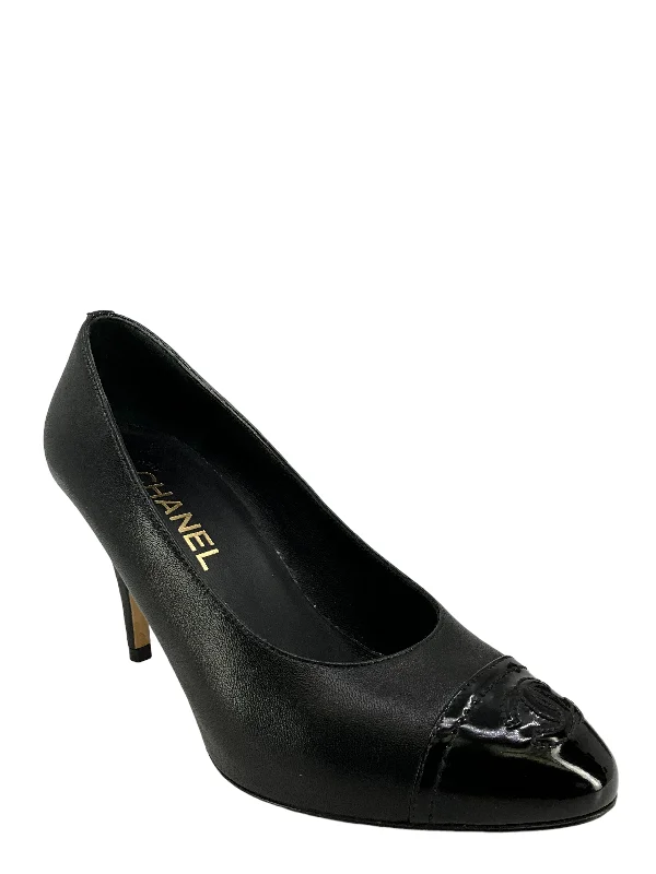 Chanel Black Lambskin Pumps With Patent Leather CC Size 6.5