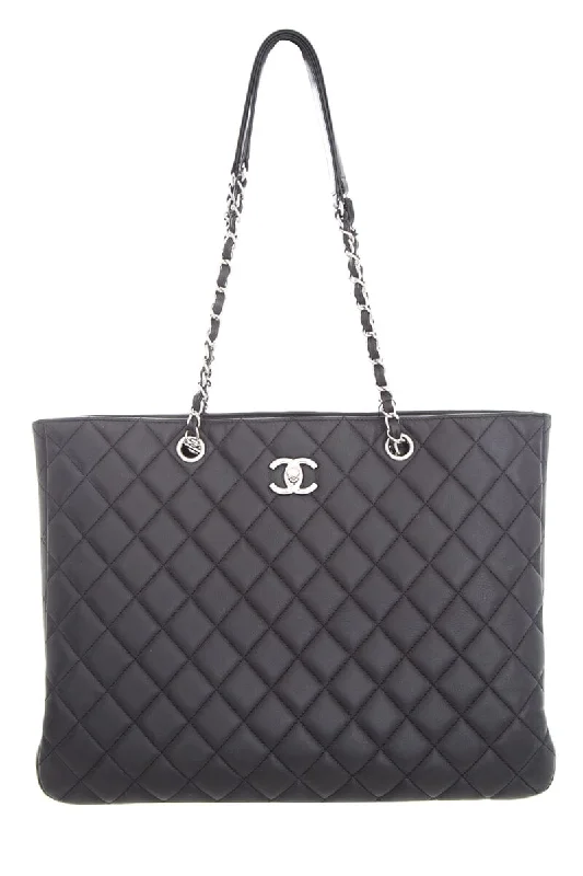 Chanel 2017/18 Black Quilted Large Classic Shopping Tote