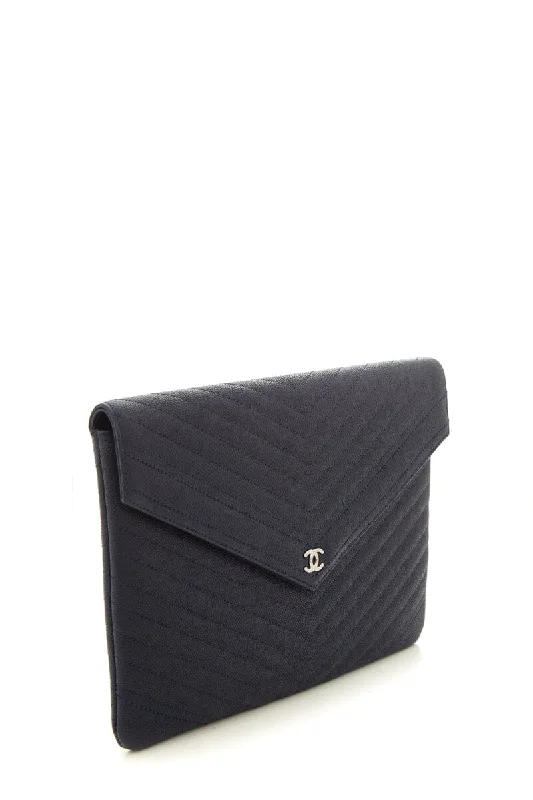 Chanel 2017  Navy Caviar Chevron O Clutch