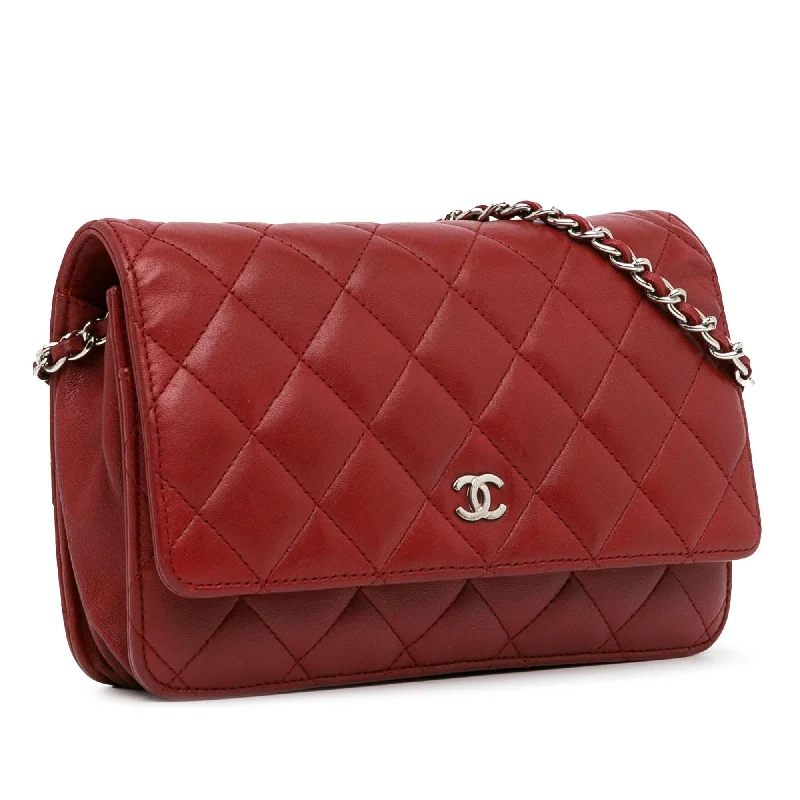 Chanel Classic Lambskin Wallet on Chain (QiIFM3)