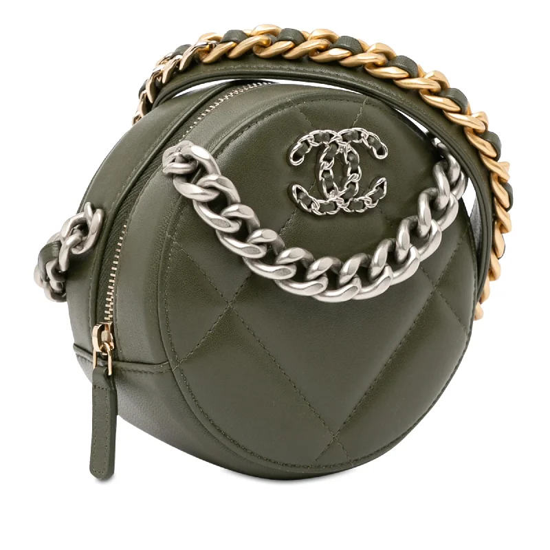 Chanel Lambskin 19 Round Clutch with Chain (AyshgD)