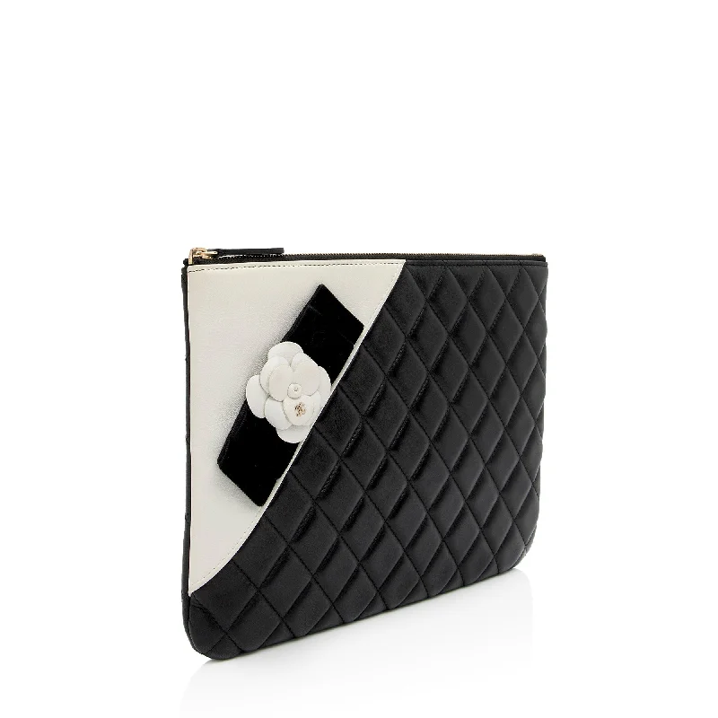 Chanel Lambskin Camellia Medium O-Case (mX1U89)